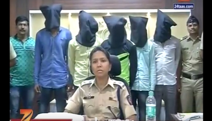 पोलीस भरतीसाठी दोन मुलांची भन्नाट शक्कल... पण... पोलीस भरतीसाठी दोन मुलांची भन्नाट शक्कल... पण...