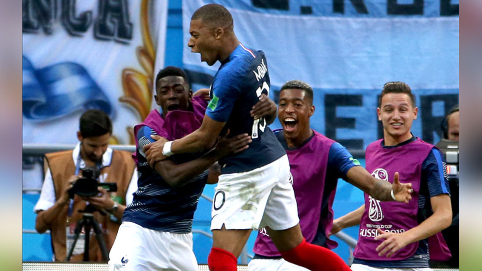 kylian Mbappe is Similar to Pele kylian Mbappe is Similar to Pele