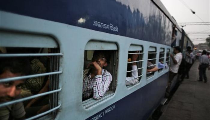कोकण रेल्वे तिकिटात हेराफेरी, गौडबंगालची चौकशी कोकण रेल्वे तिकिटात हेराफेरी, गौडबंगालची चौकशी