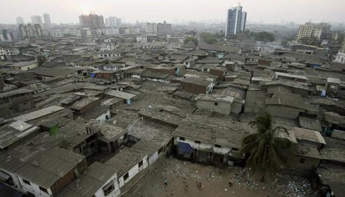 2000पर्यंतच्या झोपड्यांना संरक्षणाची अंमलबजावणी 2000पर्यंतच्या झोपड्यांना संरक्षणाची अंमलबजावणी