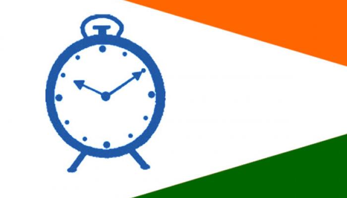 राष्ट्रवादी उमेदवाराचे तिकिटासाठी देवाला साकडे राष्ट्रवादी उमेदवाराचे तिकिटासाठी देवाला साकडे