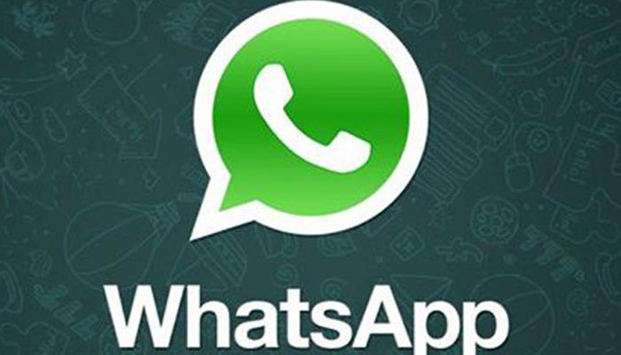 Whatsappचा एक SMS मुंबई रेल्वेतील रोमियोंचा कर्दनकाळ Whatsappचा एक SMS मुंबई रेल्वेतील रोमियोंचा कर्दनकाळ