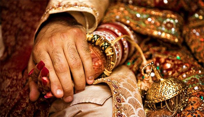 केवळ लग्नासाठी 'इस्लाम'चा स्विकार अवैध : हायकोर्ट केवळ लग्नासाठी 'इस्लाम'चा स्विकार अवैध : हायकोर्ट