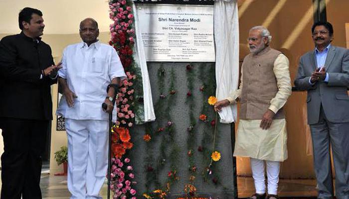 साखर निर्यातीचा निर्णय घेण्याचे मोदींना पवारांचे आवाहन साखर निर्यातीचा निर्णय घेण्याचे मोदींना पवारांचे आवाहन