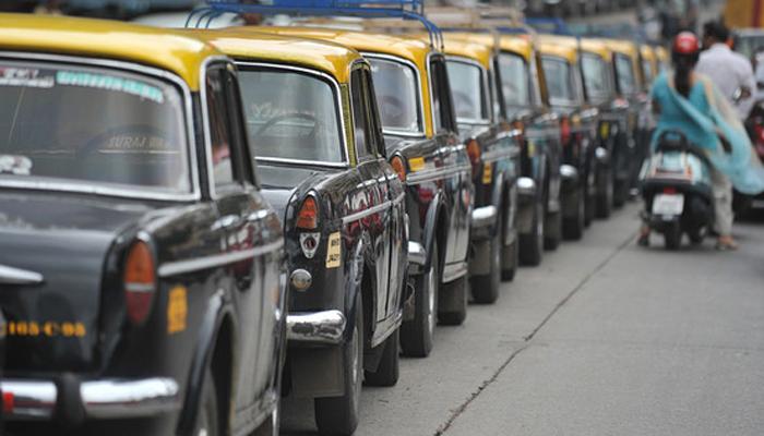 ब्लॉग : 'टॅक्सी'वाल्या ठकसेनांची टोळी... ब्लॉग : 'टॅक्सी'वाल्या ठकसेनांची टोळी...