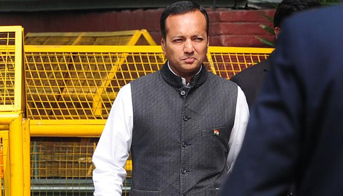 उद्योगपती नवीन जिंदाल यांच्यासह १२ जणांविरूद्ध आरोपपत्र उद्योगपती नवीन जिंदाल यांच्यासह १२ जणांविरूद्ध आरोपपत्र
