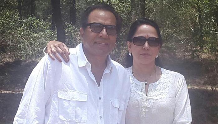 फोटो : धर्मेंद्र-हेमाच्या लग्नाचा वाढदिवस! फोटो : धर्मेंद्र-हेमाच्या लग्नाचा वाढदिवस!