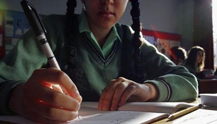पाहा, मुंबईतल्या 'अल्पसंख्यांक शाळां'चं धक्कादायक वास्तव! पाहा, मुंबईतल्या 'अल्पसंख्यांक शाळां'चं धक्कादायक वास्तव!