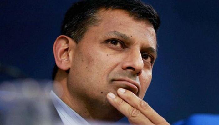 'आरबीआय' म्हणजे 'चिअरलीडर' नाही : राजन 'आरबीआय' म्हणजे 'चिअरलीडर' नाही : राजन