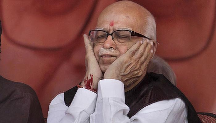 'देशात पुन्हा आणीबाणीची शक्यता नाकारता येत नाही' 'देशात पुन्हा आणीबाणीची शक्यता नाकारता येत नाही'