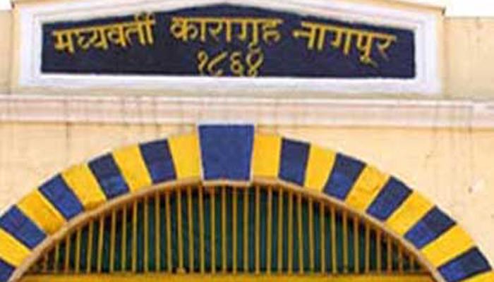 याकूबला पाठवला होता कुटुंबियांनी केक याकूबला पाठवला होता कुटुंबियांनी केक