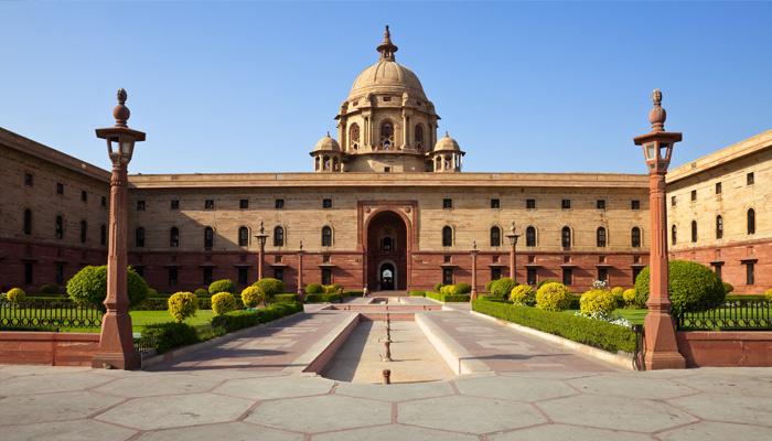 नोकरीची संधी : राष्ट्रपती भवनात सेक्रेटेरियटमध्ये भरती नोकरीची संधी : राष्ट्रपती भवनात सेक्रेटेरियटमध्ये भरती