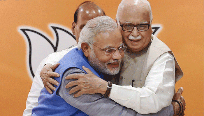 'मार्गदर्शक' अडवाणींना पंतप्रधान मोदींनी दिल्या वाढदिवसाच्या शुभेच्छा 'मार्गदर्शक' अडवाणींना पंतप्रधान मोदींनी दिल्या वाढदिवसाच्या शुभेच्छा