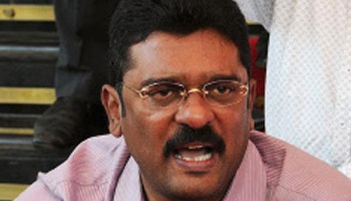 महापालिकेत बोगस नोकर भरती; सरनाईक यांचा आरोप महापालिकेत बोगस नोकर भरती; सरनाईक यांचा आरोप