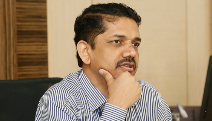 ... या सरकारी अधिकाऱ्यानं नाकारला ९० हजारांचा बोनस! ... या सरकारी अधिकाऱ्यानं नाकारला ९० हजारांचा बोनस!