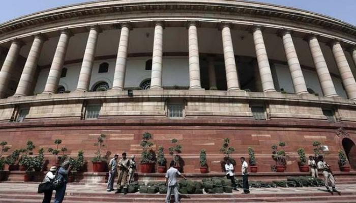 नव्या वर्षात खासदारांना दुप्पट पगाराचं गिफ्ट? नव्या वर्षात खासदारांना दुप्पट पगाराचं गिफ्ट?