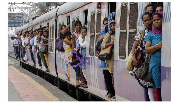महिला पत्रकाराची रेल्वे स्टेशनवर छेडछाड महिला पत्रकाराची रेल्वे स्टेशनवर छेडछाड