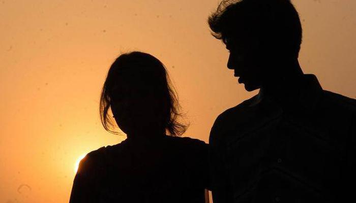 'लिव्ह-इन-रिलेशनशिप'मध्ये लव्ह, सेक्स आणि धोका 'लिव्ह-इन-रिलेशनशिप'मध्ये लव्ह, सेक्स आणि धोका