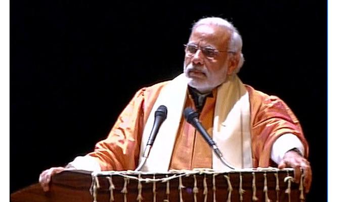 दलित विद्यार्थी आत्महत्येवर मोदी बोलले दलित विद्यार्थी आत्महत्येवर मोदी बोलले