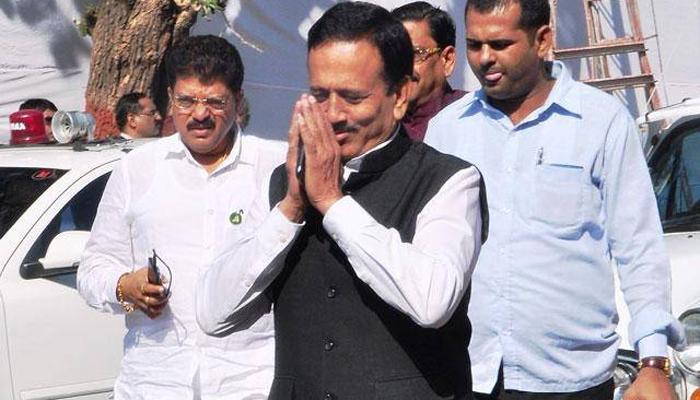 'इतरांवरही दाखल होणार आरोपपत्र', महाजन यांचा नेम कुणावर? 'इतरांवरही दाखल होणार आरोपपत्र', महाजन यांचा नेम कुणावर?
