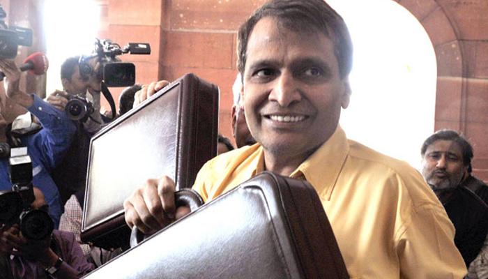 रेल्वे बजेटमध्ये प्रवाशांना लागणार भाडेवाढीचा शॉक? रेल्वे बजेटमध्ये प्रवाशांना लागणार भाडेवाढीचा शॉक?