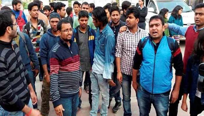 देशाविरुद्ध नारे देणाऱ्यांना माफ केलं जाणार नाही - गृहमंत्री देशाविरुद्ध नारे देणाऱ्यांना माफ केलं जाणार नाही - गृहमंत्री