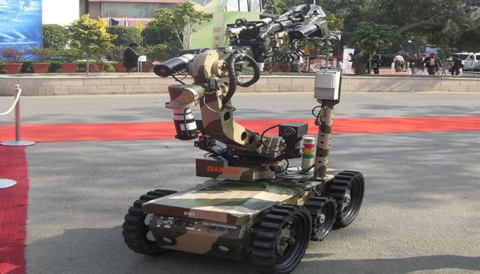 दहशदवाद्यांचा खात्मा करणार 'मेक इन इंडिया' यंत्र दहशदवाद्यांचा खात्मा करणार 'मेक इन इंडिया' यंत्र