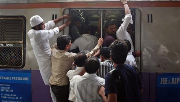 रेल्वे बजेट २०१६ : मुंबईकरांसाठी चर्चगेट-विरार, सीएसटी-पनवेल एलिव्हेटेड रेल्वे बजेट २०१६ : मुंबईकरांसाठी चर्चगेट-विरार, सीएसटी-पनवेल एलिव्हेटेड