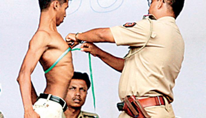 पोलीस भरतीमध्ये घोटाळा पोलीस भरतीमध्ये घोटाळा