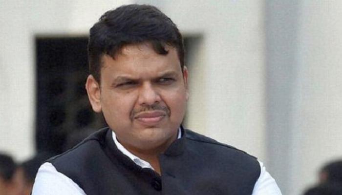 मुख्यमंत्री पिकलेल्या केळ्याप्रमाणे नरम झाले : सेना मुख्यमंत्री पिकलेल्या केळ्याप्रमाणे नरम झाले : सेना