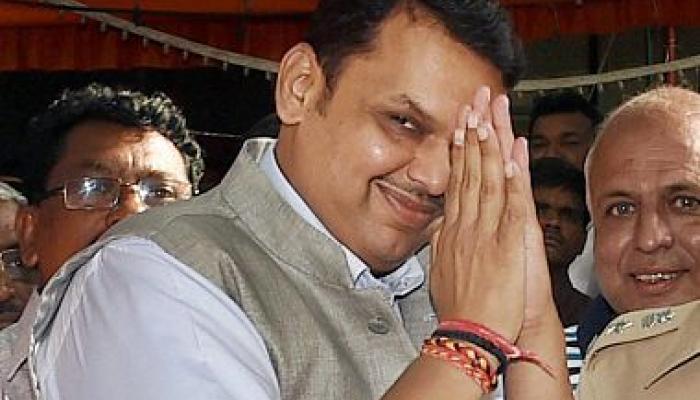 भाजप-सेना सरकारचा अधिकाऱ्यांना दणका, प्रशासनात विभागात मोठे फेरबदल भाजप-सेना सरकारचा अधिकाऱ्यांना दणका, प्रशासनात विभागात मोठे फेरबदल
