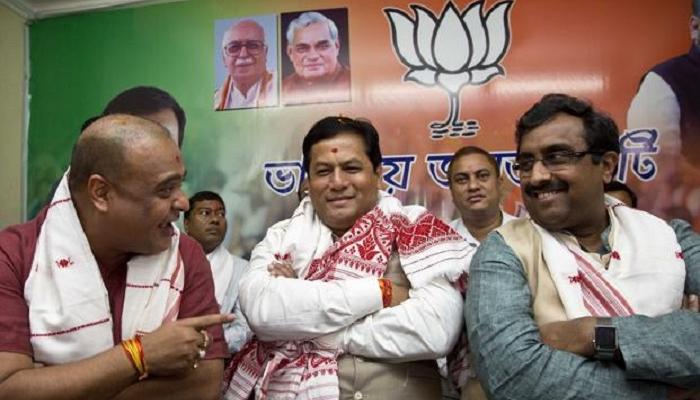 मुख्यमंत्री होणाऱ्या सोनोवाल यांना शोलेच डायलॉग पाठ मुख्यमंत्री होणाऱ्या सोनोवाल यांना शोलेच डायलॉग पाठ