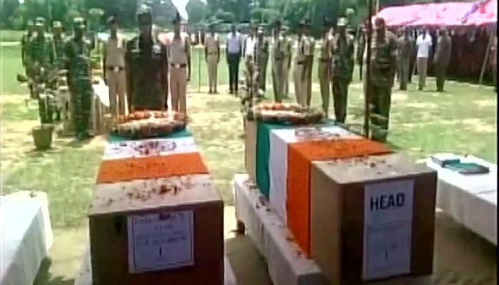 बिहारमध्ये जखमी जवानांपर्यंत मदत पोहचवण्यासाठी लागले १० तास बिहारमध्ये जखमी जवानांपर्यंत मदत पोहचवण्यासाठी लागले १० तास