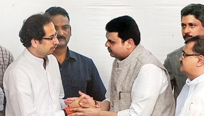 नाराज आमदारांना घेऊन उद्धव ठाकरे मुख्यमंत्र्यांचा भेटीला नाराज आमदारांना घेऊन उद्धव ठाकरे मुख्यमंत्र्यांचा भेटीला