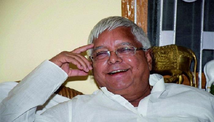 गाय, दूध आणि मत यावर लालू मोदींना म्हणाले... गाय, दूध आणि मत यावर लालू मोदींना म्हणाले...