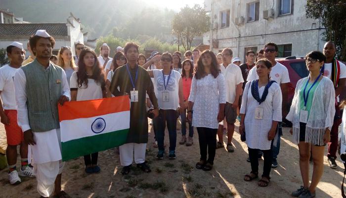 चीनमध्येही फडकला तिरंगा चीनमध्येही फडकला तिरंगा