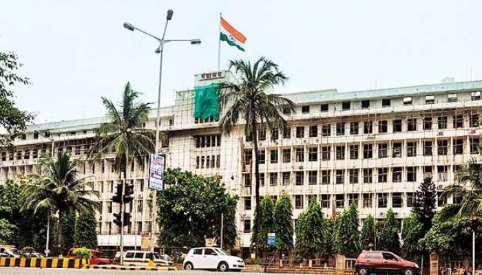मंत्रालयातील वरिष्ठाचा आडमुडेपणा, कनिष्ठाच्या मुलाची आत्महत्या मंत्रालयातील वरिष्ठाचा आडमुडेपणा, कनिष्ठाच्या मुलाची आत्महत्या