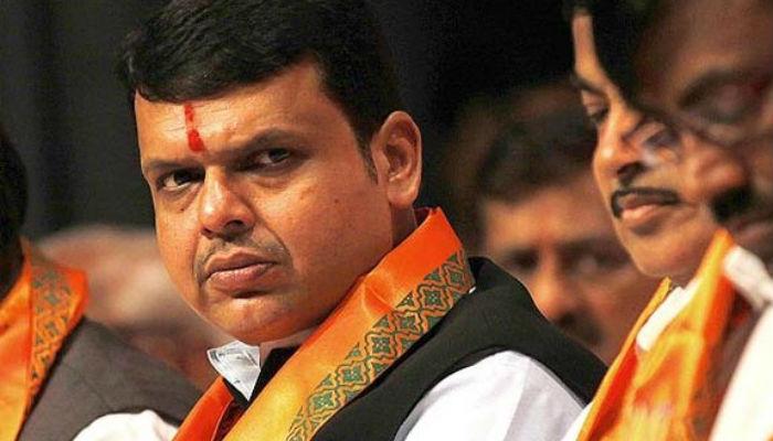 पवारांनी धोका ओळखला पाहिजे - मुख्यमंत्री पवारांनी धोका ओळखला पाहिजे - मुख्यमंत्री