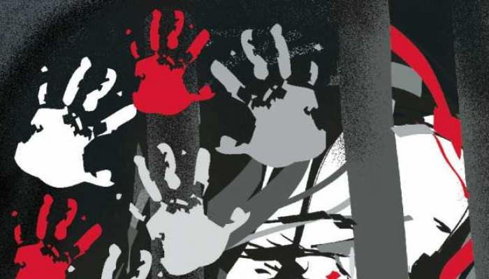 दत्तक तीन मुलींवर बलात्कार करणाऱ्या शास्त्रज्ञ बापास अटक दत्तक तीन मुलींवर बलात्कार करणाऱ्या शास्त्रज्ञ बापास अटक