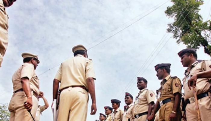गणेशोत्सवात नागपूर पोलीस आणि ATS ची संयुक्तपणे मोहीम गणेशोत्सवात नागपूर पोलीस आणि ATS ची संयुक्तपणे मोहीम