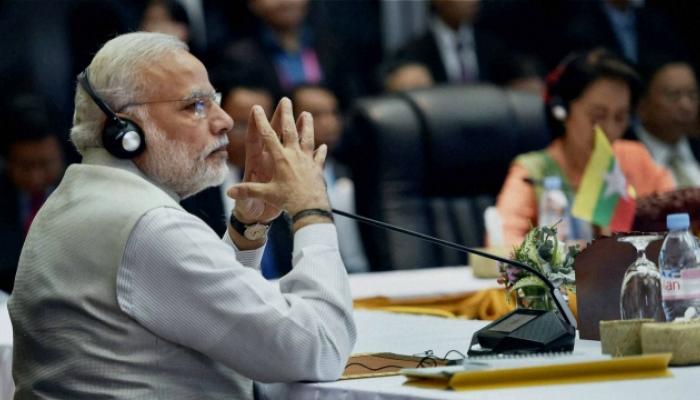 मोदींचे एकाच दगडात दोन पक्षी, पाकिस्तान-चीनला खडसावलं मोदींचे एकाच दगडात दोन पक्षी, पाकिस्तान-चीनला खडसावलं