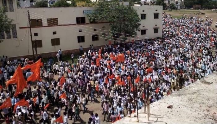 बाराबलुतेदारांचा मोठा भाऊ मोर्चा का काढतोय? (भाग २) बाराबलुतेदारांचा मोठा भाऊ मोर्चा का काढतोय? (भाग २)
