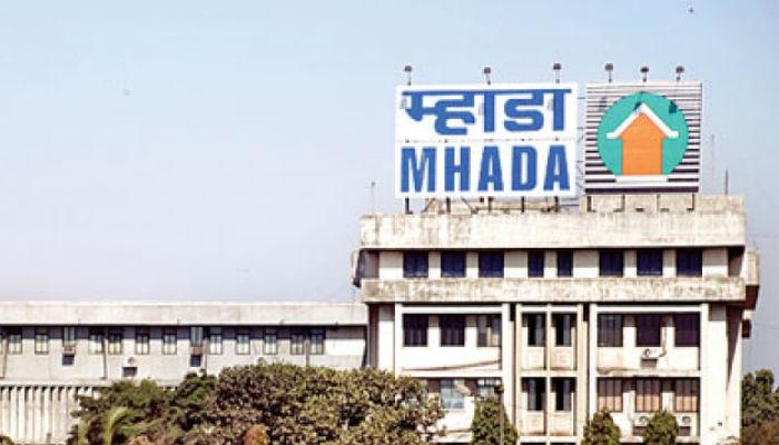 पुण्यात म्हाडाच्या घरासाठी तुम्हीही इच्छुक असाल तर... पुण्यात म्हाडाच्या घरासाठी तुम्हीही इच्छुक असाल तर...