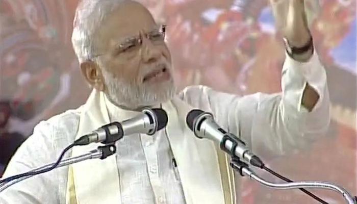 उरी हल्ल्यानंतर नरेंद्र मोदींनी पाकिस्तानला खडसावलं उरी हल्ल्यानंतर नरेंद्र मोदींनी पाकिस्तानला खडसावलं