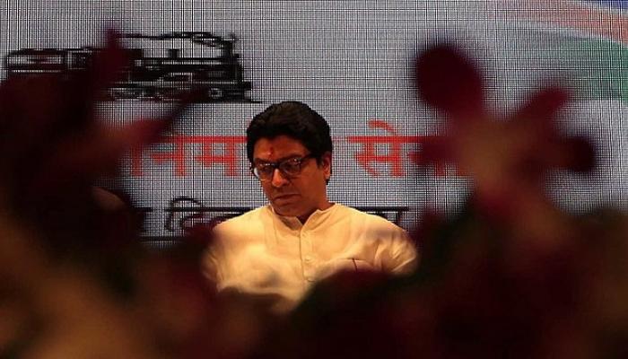 पाकिस्तान कलाकारांना धमकी, मनसेला पोलिसांची नोटीस पाकिस्तान कलाकारांना धमकी, मनसेला पोलिसांची नोटीस
