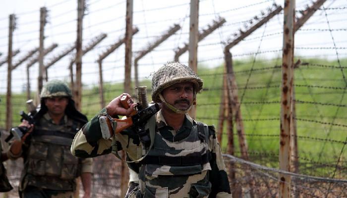 पाकिस्तान परराष्ट्र मंत्रालयाने बजावला भारत उच्चायुक्तांना समन्स पाकिस्तान परराष्ट्र मंत्रालयाने बजावला भारत उच्चायुक्तांना समन्स