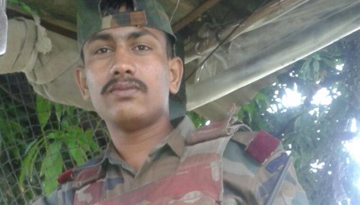 मराठी जवानाला पाकच्या तावडीतून सोडविण्याचे प्रयत्न मराठी जवानाला पाकच्या तावडीतून सोडविण्याचे प्रयत्न