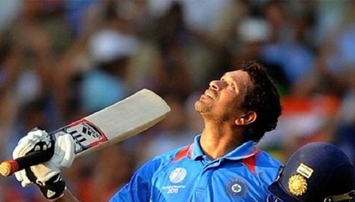 सचिन तेंडुलकर 24 वर्षांत रन्ससाठी धावला तब्बल 353 किलोमीटर सचिन तेंडुलकर 24 वर्षांत रन्ससाठी धावला तब्बल 353 किलोमीटर