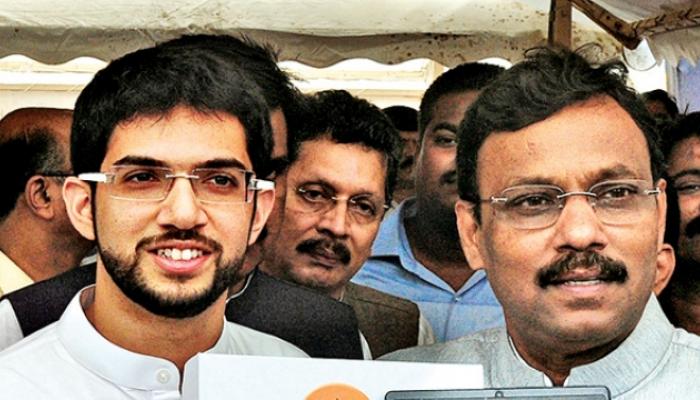 युवासेनेचा विद्यार्थी मोर्चा समस्यांसाठी का नेतृत्व उभं करण्यासाठी? युवासेनेचा विद्यार्थी मोर्चा समस्यांसाठी का नेतृत्व उभं करण्यासाठी?