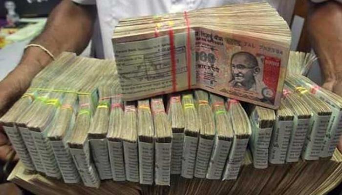 नाशकात दीड वर्षात बनावट नोटा चलनात आणण्याच्या २१ घटना नाशकात दीड वर्षात बनावट नोटा चलनात आणण्याच्या २१ घटना